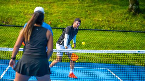 Places to play pickleball