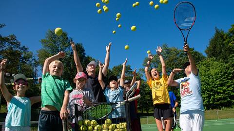 2018-08-23-ST_HS_Kidscamp_tennis_2018-08-23_ST_HS_Tennis_HSP2018_9039-2250px.JPG