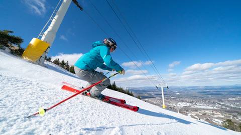 Skiing at Stratton on Groomers