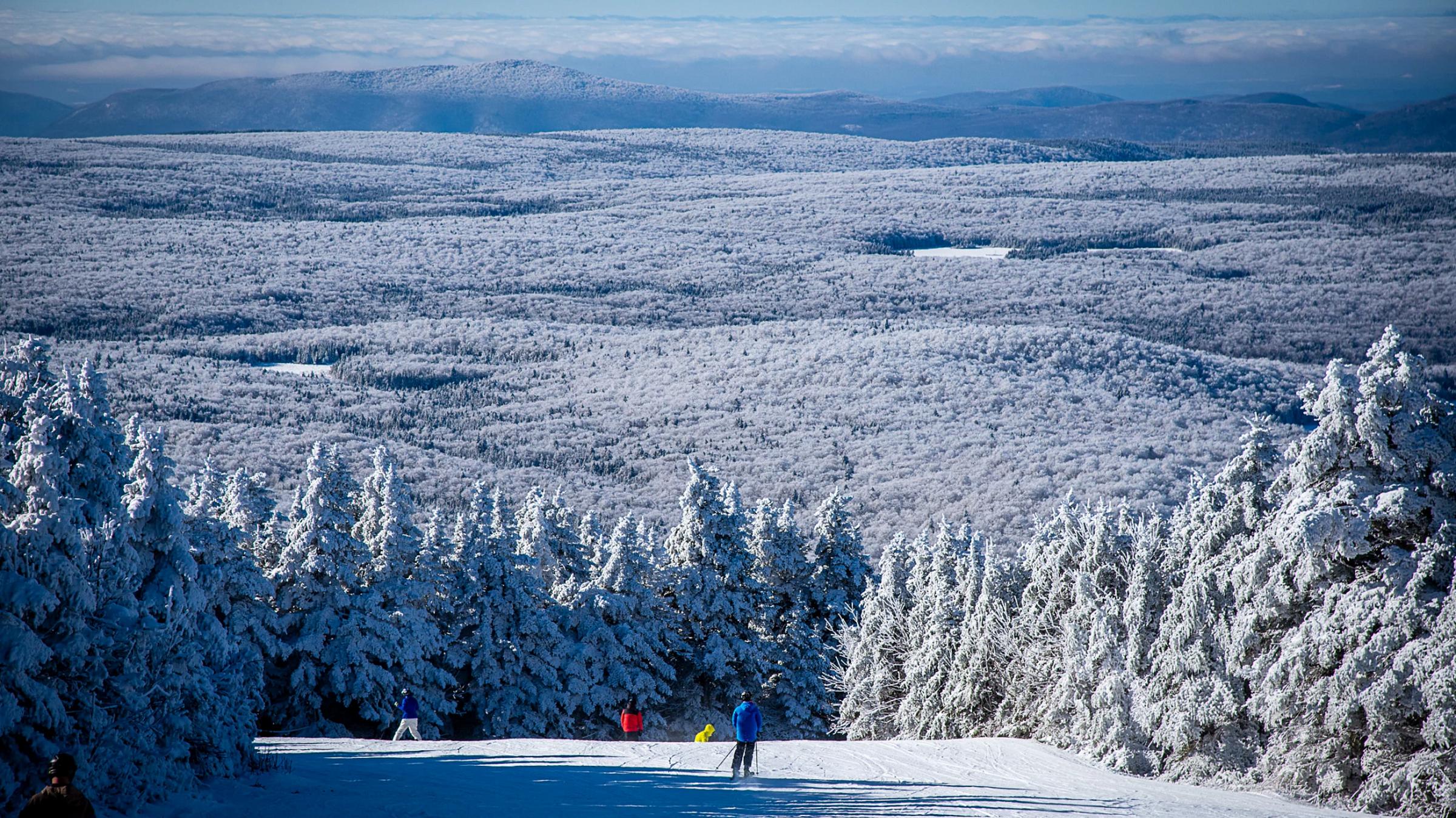Hours of Operation for Stratton Mountain Resort in Vermont